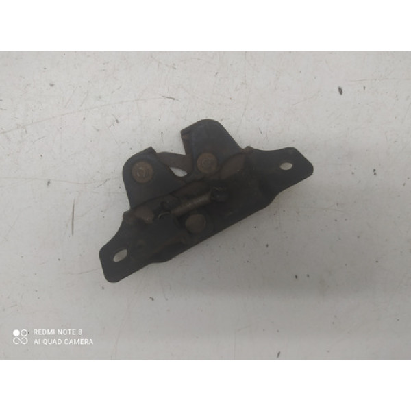 Fechadura Tampa Traseira Peugeot 504