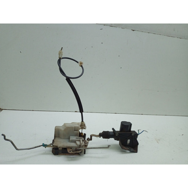 Fechadura Porta Dianteira Direita Chevrolet Celta 2001 2005