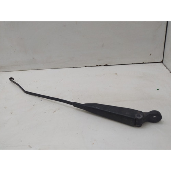 Braço Limpador Direito Chevrolet Celta Corsa 2000 2012 