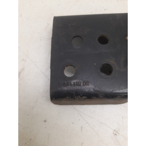 Suporte Radiador Lado Direito Fiat Palio 2013 