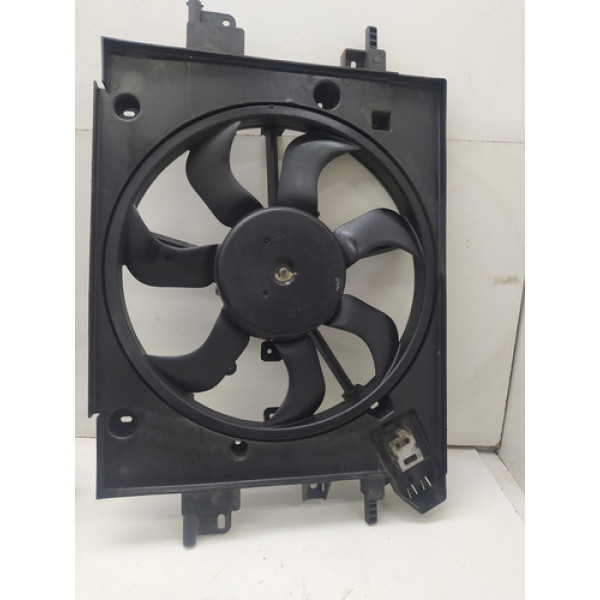 Ventoinha Eletroventilador Renault Sandero 1.6 2014 Avaria