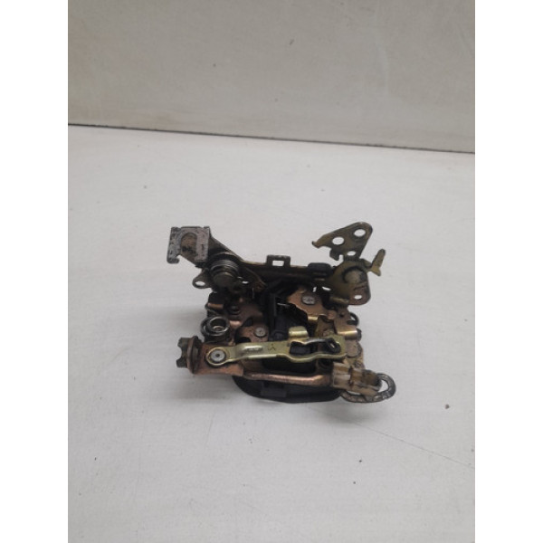 Fechadura Manual Dianteira Direita Chevrolet Celta 2001 2006