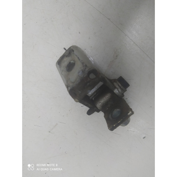 Dobradiça Inferior Peugeot 206 2005