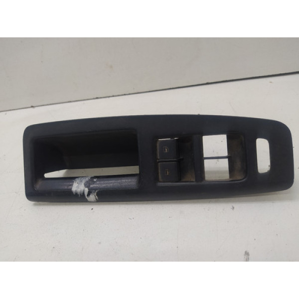 Moldura Vidro Esquerdo Volkswagen Polo 2002 2010 6q1867171f