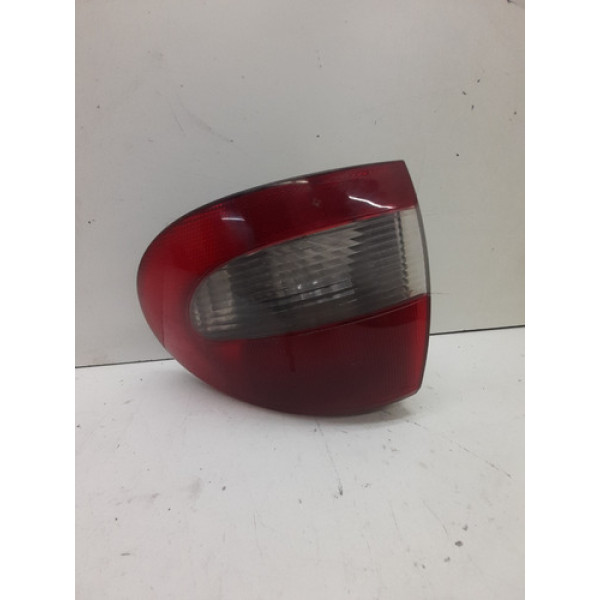 Lanterna Direita Renault Megane 1999 2004 7700428059