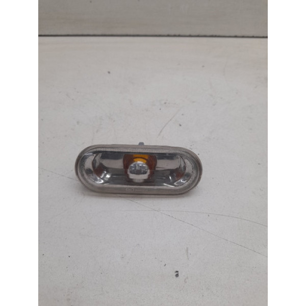 Pisca Seta Paralama Volkswagen Amarok 2013 7e0949117