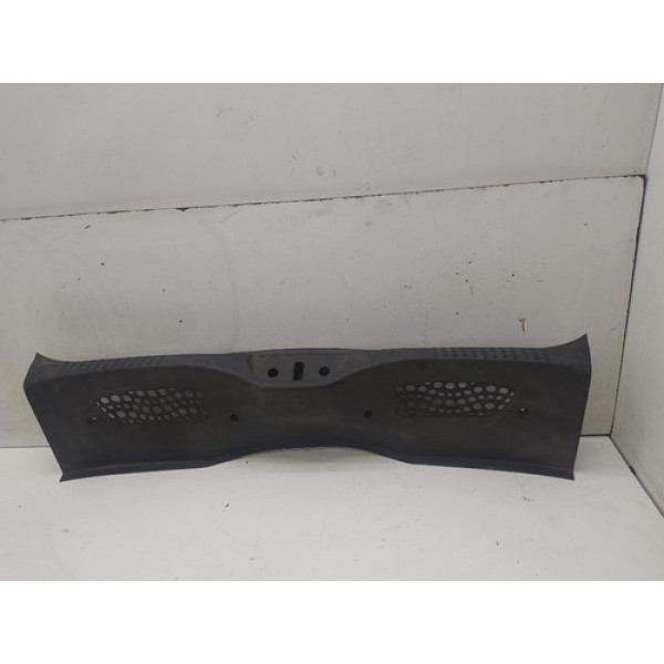 Moldura Tampa Traseira Fiat Palio Attractive 2013 2017