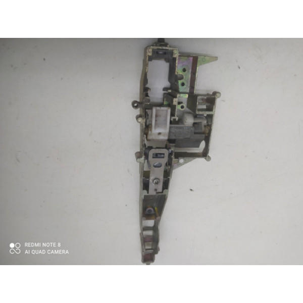 Suporte Maçaneta Dianteiro Esquerda Peugeot 208 2011