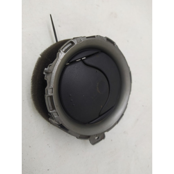 Difusor Ar Esquerdo Nissan March 1.6 2016 687609