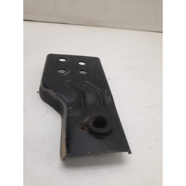 Suporte Inferior Radiador Lado Direito Fiat Uno 2017