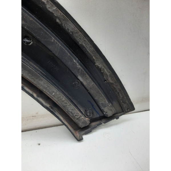 Acabamento Paralama Traseiro Direito Volkswagen Up Tsi 