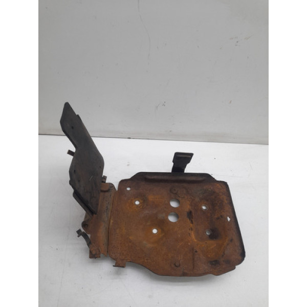 Base Suporte Caixa Bateria Fiat Palio 2001 2010 