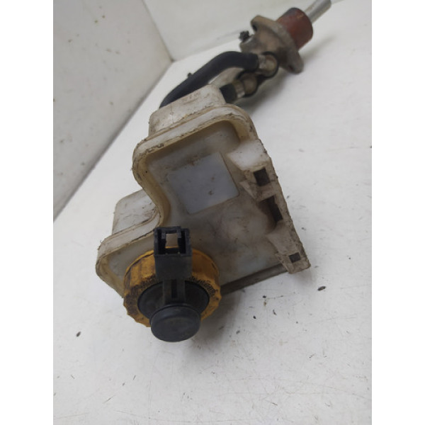 Reservatório Fluido Freio C/cilindro Fiat Strada 2009 A 13