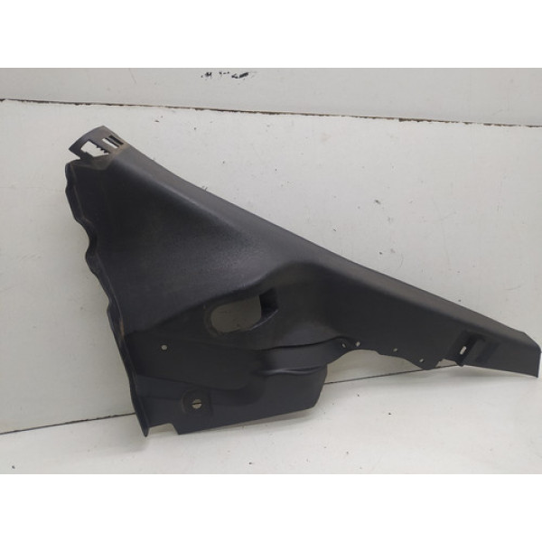 Moldura Lateral Banco Traseiro Direito Chevrolet Onix 2014 