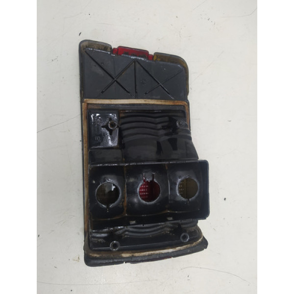 Lanterna Traseira L/ Esq Chevrolet Chevette 86 A 93 Fumê 