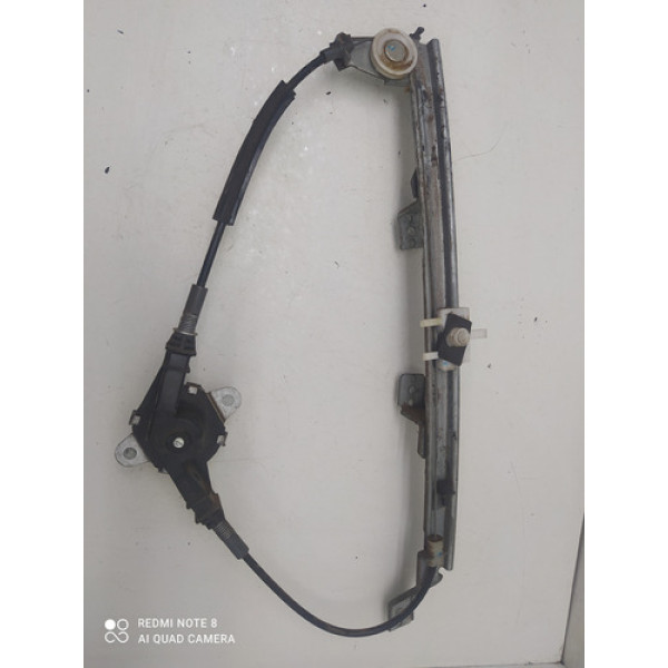 Máquina Manual Traseira Esquerdo Chevrolet Corsa 2002/2005