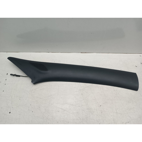 Moldura Coluna Direito Volkswagen Saveiro G5 2012