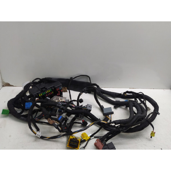 Chicote Injeção Caixa Fusível Interna Cobalt 52067105 