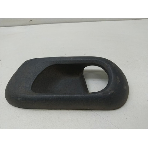 Moldura Maçaneta Dianteira Esquerda Chevrolet Corsa 2002