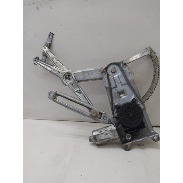 Máquina Vidro Dianteiro Esquerdo Chevrolet Corsa 2001 2012