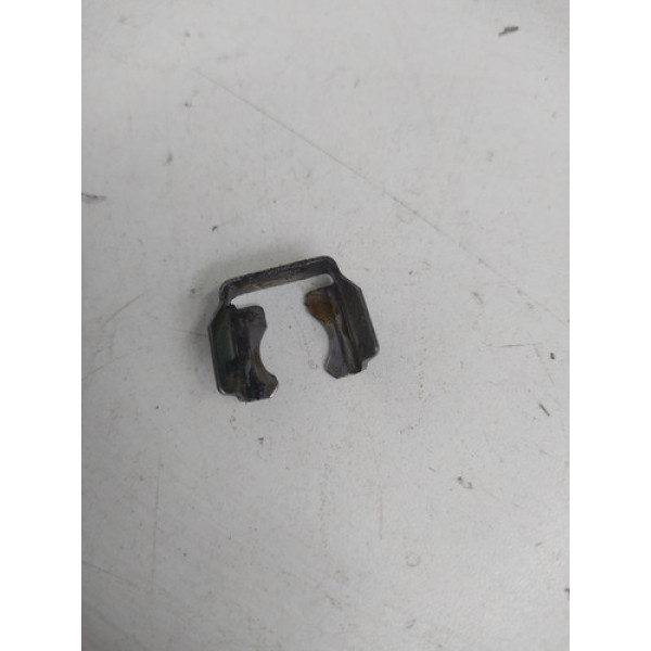 Presilha Bico Bmw X1 2.0 2010 2015 7561277