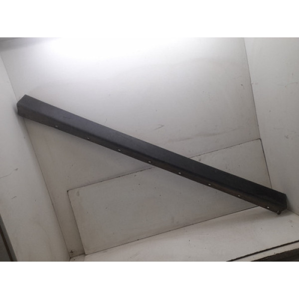 Spoiler Lateral Lado Esquerdo Fiat Palio 2012 2015 Detalhe 