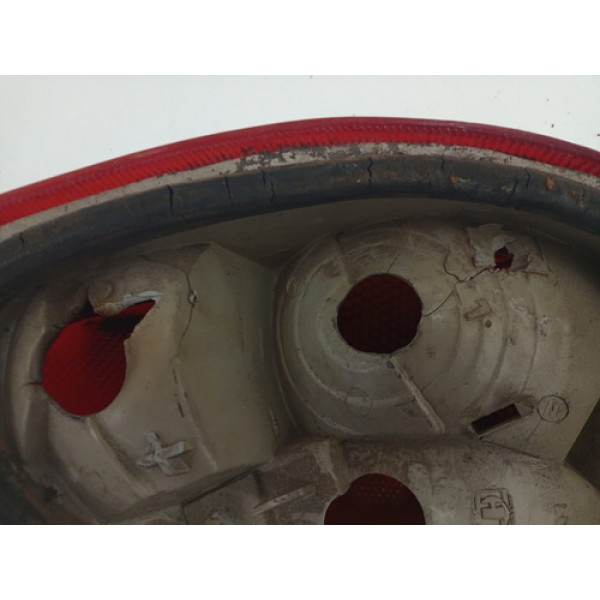 Lanterna Traseira Ford Ka Direta 1997/200  C/detalhes 