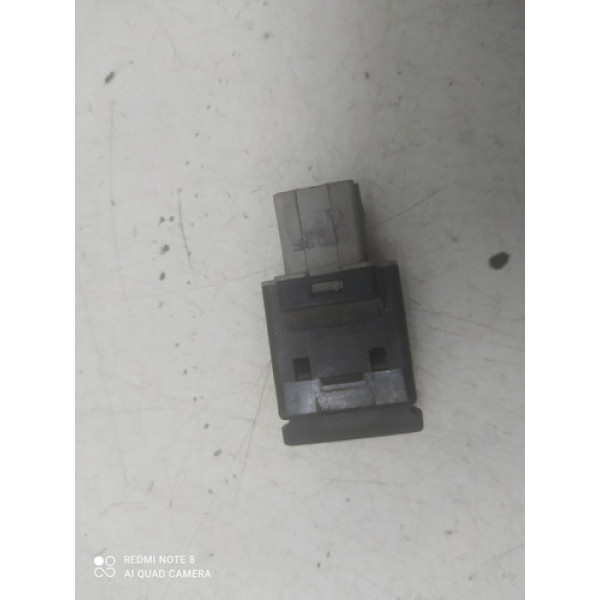 Botão Trava Vidro Traseiro Volkswagen Polo 2002 A 2010