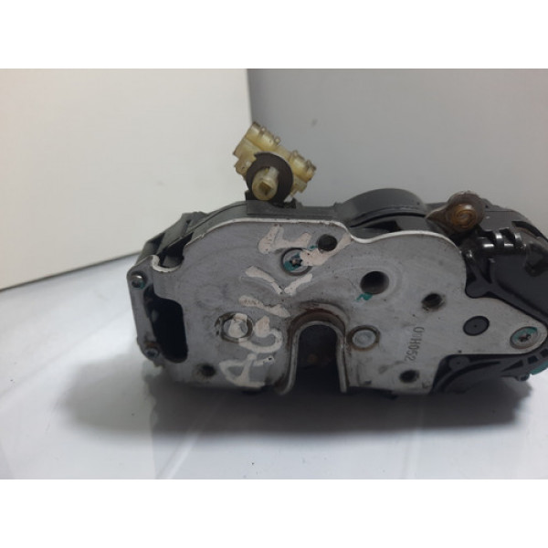 Fechadura Dianteira Esquerda Chevrolet Agile 3023801f