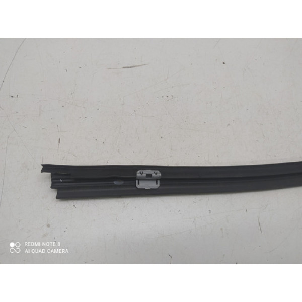 Pestana Porta Chevrolet Montana 2004-2010 Lado Direito 