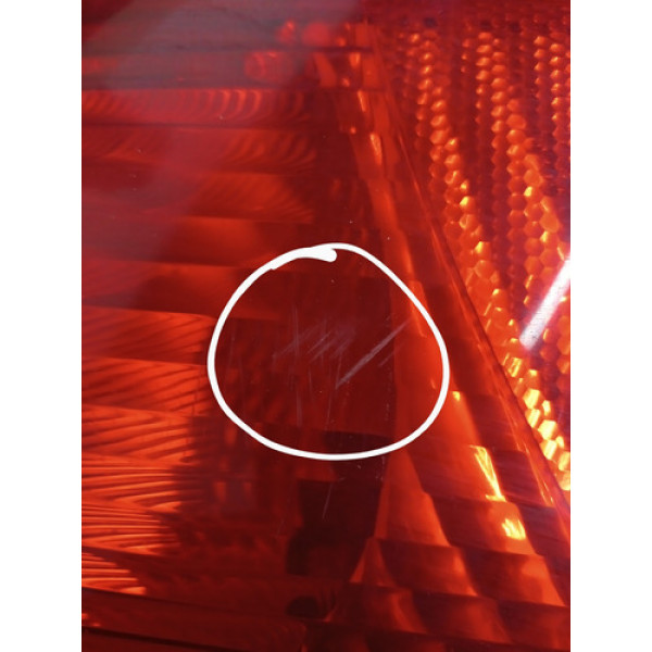 Lanterna Traseira Ford Focus Hatch 2000/2008 Direto 