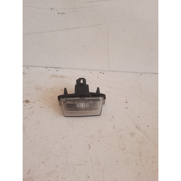 Luz Placa Toyota Hilux 2.8 2021