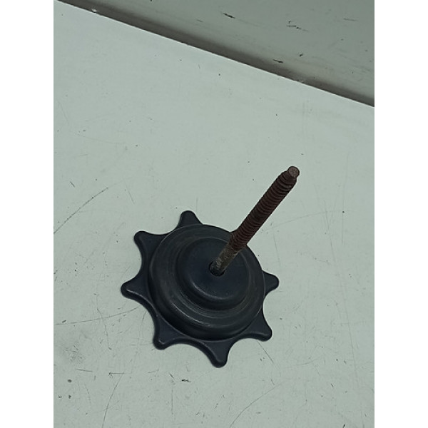 Parafuso Fixação Estepe Volkswagen Gol Voyage 377601983a