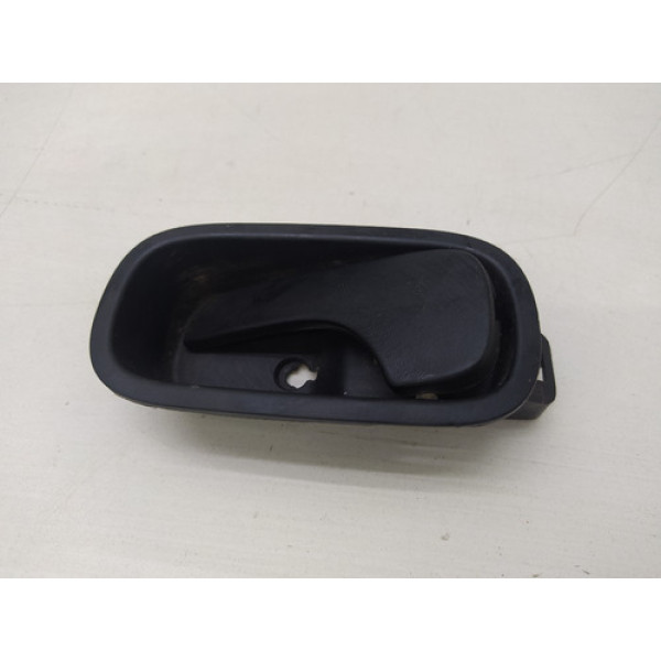 Maçaneta Interna Dianteira Esquerda Fiat Uno 2014 Avaria