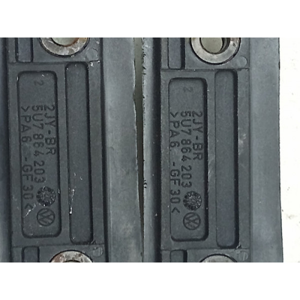 Par Gancho Caçamba Vw Saveiro G5 G6 5u7864203