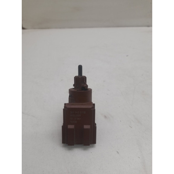 Interruptor Pedal Freio Volkswagen Gol 2005 3b0945511b