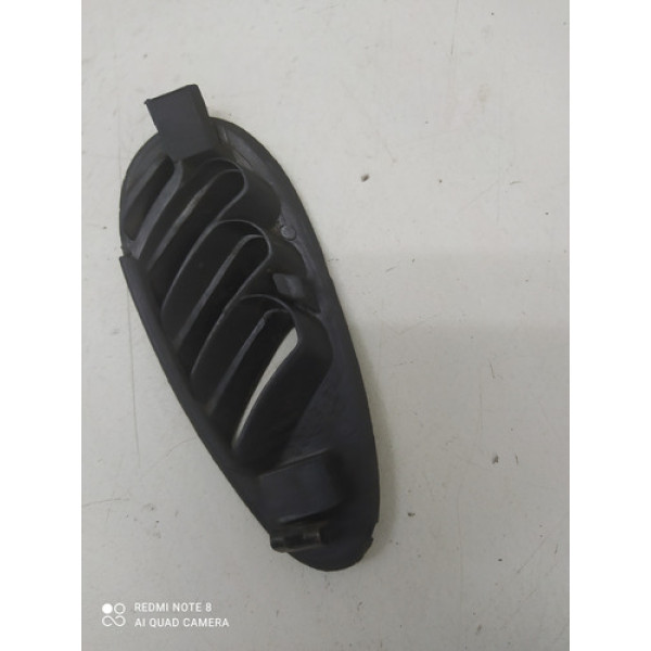 Acabamento Moldura Grade Difusor Lado Esq Fiat Strada 2018