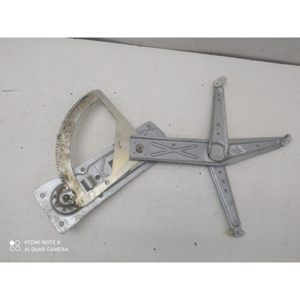 Máquina Vidro Manual Diant  Esquerdo Chevrolet Celta 07-12