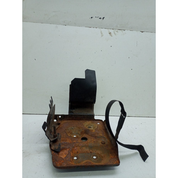 Suporte Base De Bateria Fiat Palio 2013 2018