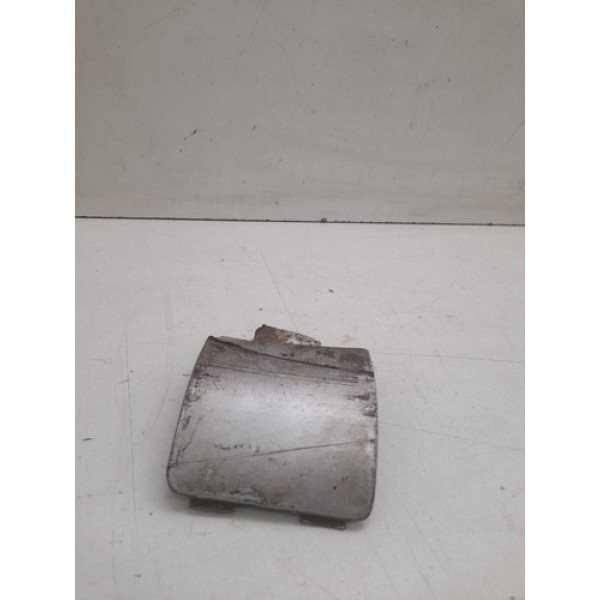 Moldura Tampa Spoiler Traseiro Direito Volkswagen Santana 98