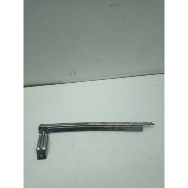 Guia Vidro Porta Dianteira Esq Vw Voyage 12/19 5u4837417