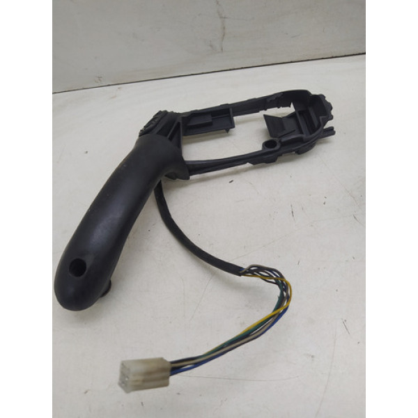 Moldura Maçaneta Dianteira Esquerda Chevrolet Corsa 2010