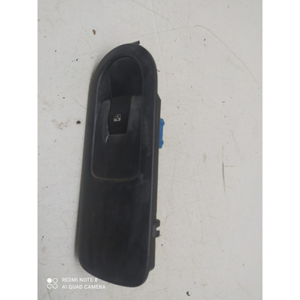 Botão Vidro Dianteiro Direito Renault Duster 2014