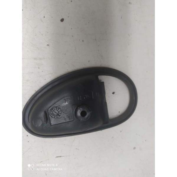 Moldura Maçaneta Interna Direito Fiat Palio 2009