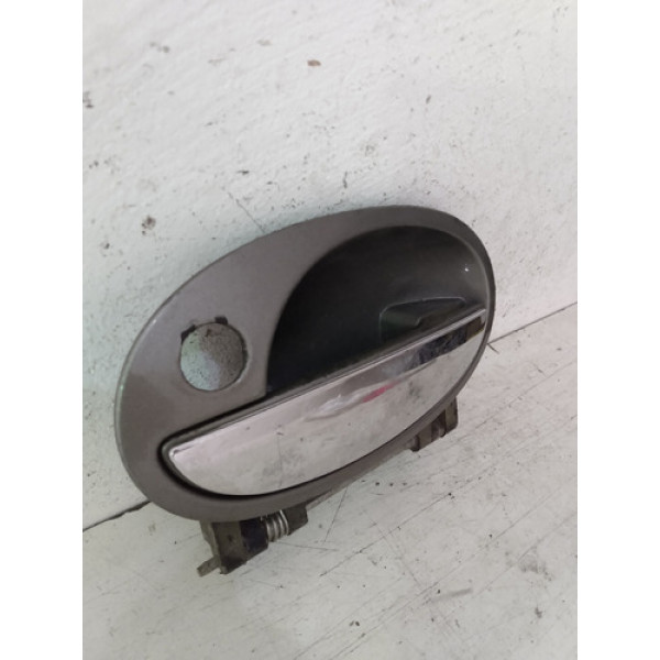 Maçaneta Externa Traseira Gm Corsa 2012