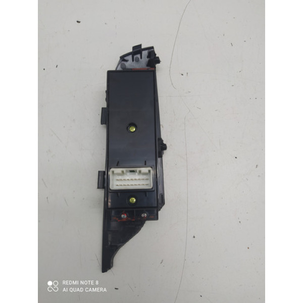 Botão Vidro Elétrico Dian Esq Hyundai Hb20 2016 C/detalhes 