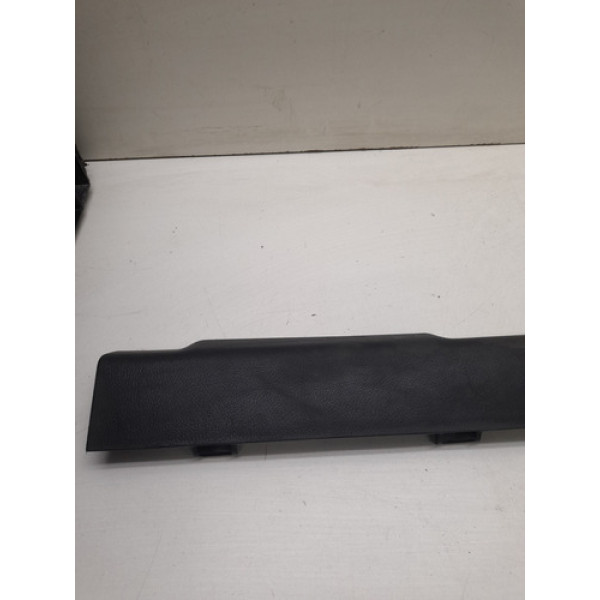 Soleira Interna Dianteira Direita Ford Ka 2014 E3b5a13200a
