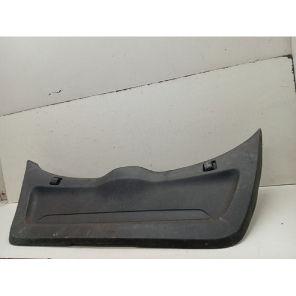 Moldura Porta Malas Chevrolet Onix 2013 2019 