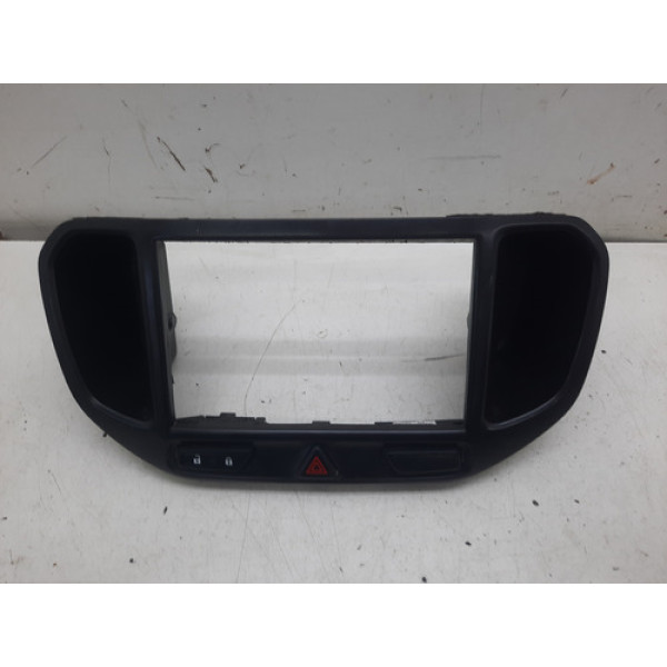 Moldura Painel Central C/ Botoes Chevrolet Spin 2014