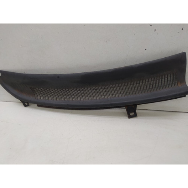 Grade Churrasqueira Direito Chevrolet Corsa 2000 2007 Avaria